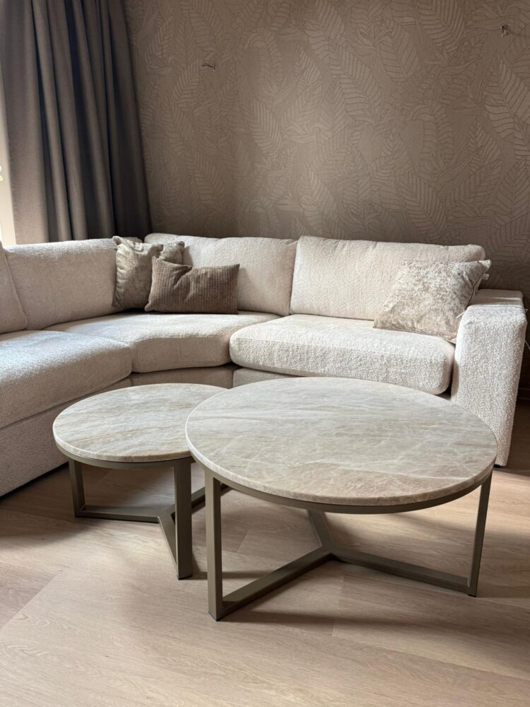 Taj Mahal Leather kwartsiet salontafels met anodic bronze